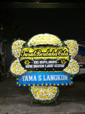 Papan Bunga Duka di Telaga Langsat